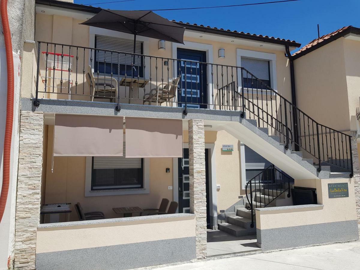 La Bella Vita Marezige Exterior photo